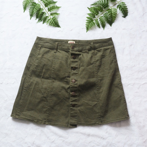 Mossimo Supply Co. Dresses & Skirts - {Mossimo} NWOT Olive Button-Down A-Line Skirt